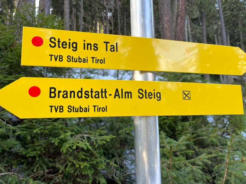 Wanderung zur Alm in Neustift im Stubaital